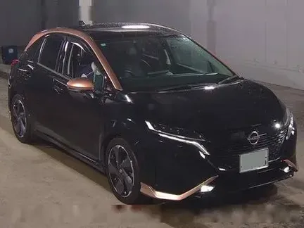 2022 NISSAN AURA