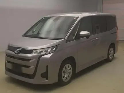 2022 TOYOTA NOAH