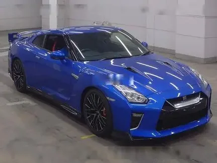 2022 NISSAN GT-R