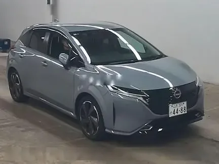2022 NISSAN AURA