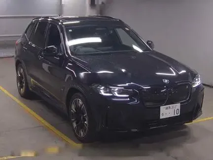 2022 BMW IX3