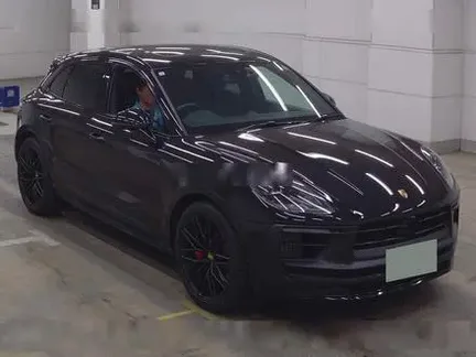 2023 PORSCHE MACAN