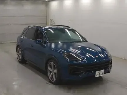 2025 PORSCHE CAYENNE