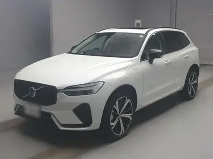 2022 VOLVO XC60