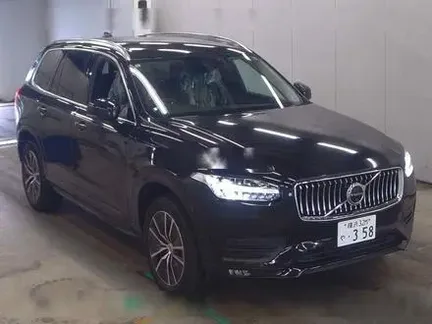 2022 VOLVO XC90