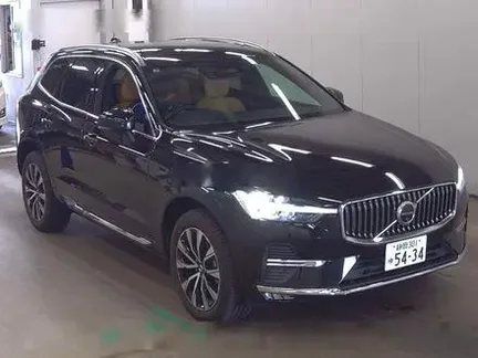 2025 VOLVO XC60
