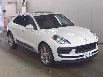 2022 PORSCHE MACAN