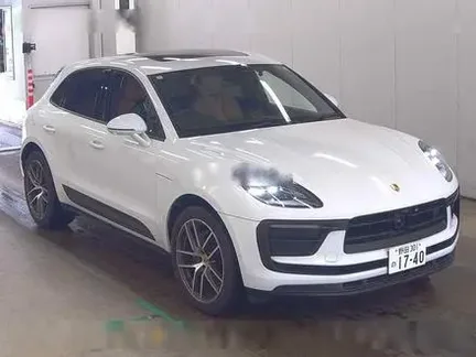 2024 PORSCHE MACAN