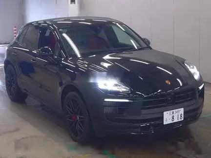 2023 PORSCHE MACAN
