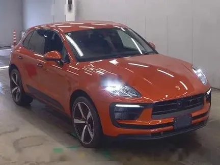 2023 PORSCHE MACAN