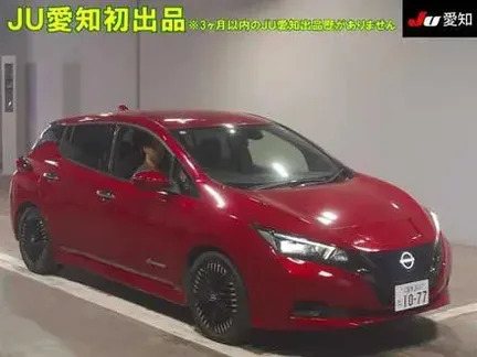 2023 NISSAN LEAF