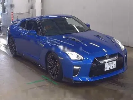 2022 NISSAN GT-R