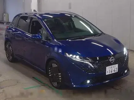 2025 NISSAN AURA