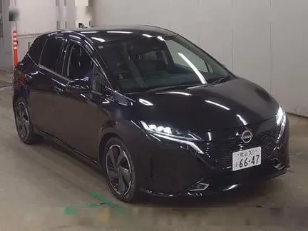 2024 NISSAN AURA