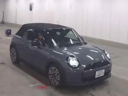 2025 MINI COOPER
