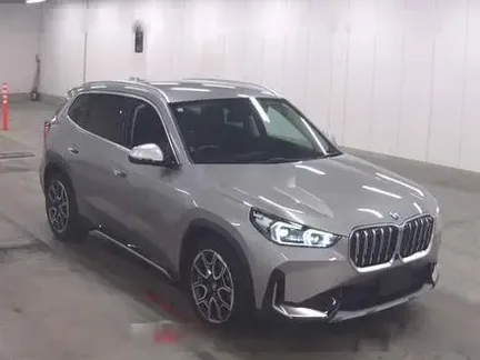 2023 BMW IX1