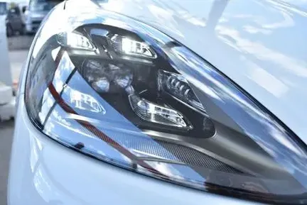 2022 PORSCHE CAYENNE