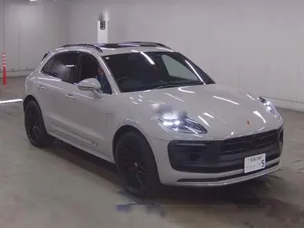 2023 PORSCHE MACAN