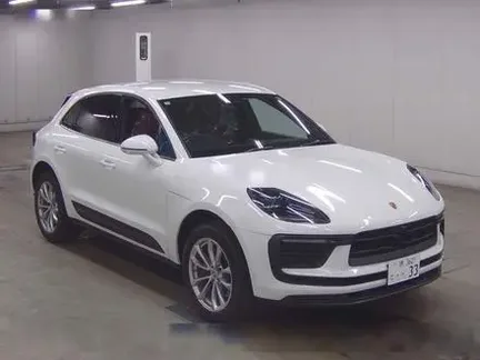 2023 PORSCHE MACAN