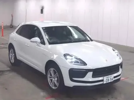 2024 PORSCHE MACAN