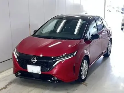 2022 NISSAN AURA