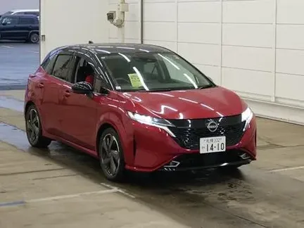 2022 NISSAN AURA
