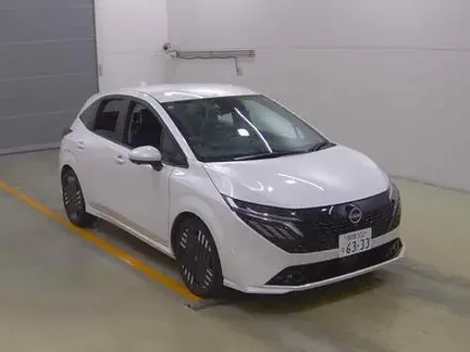 2025 NISSAN AURA