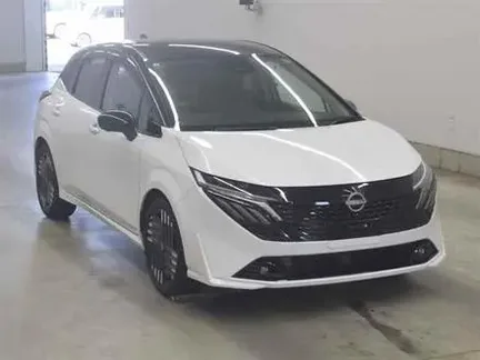 2024 NISSAN AURA