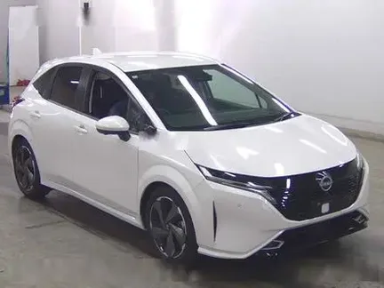 2024 NISSAN AURA
