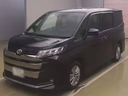 2022 TOYOTA NOAH