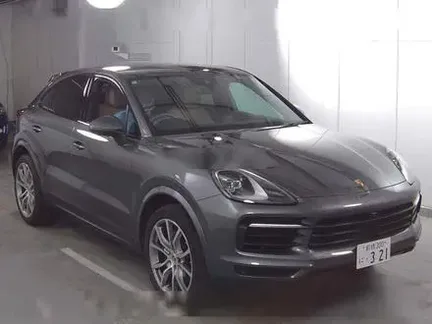 2022 PORSCHE CAYENNE