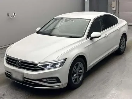 2022 VOLKSWAGEN PASSAT