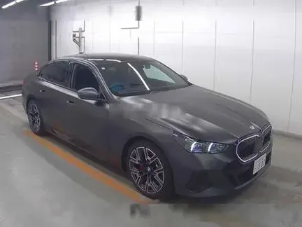 2024 BMW 5 SERIES