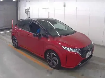 2022 NISSAN AURA