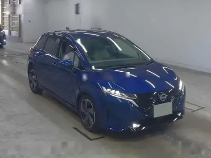 2022 NISSAN AURA
