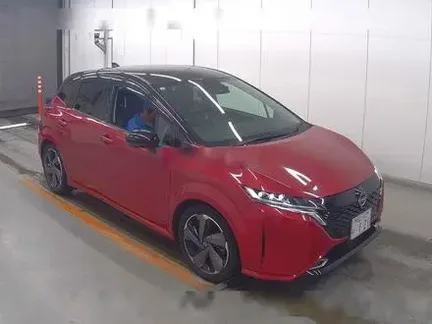 2022 NISSAN AURA