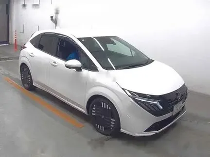 2024 NISSAN AURA