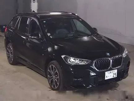 2022 BMW X1