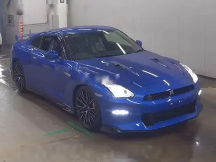 2023 NISSAN GT-R