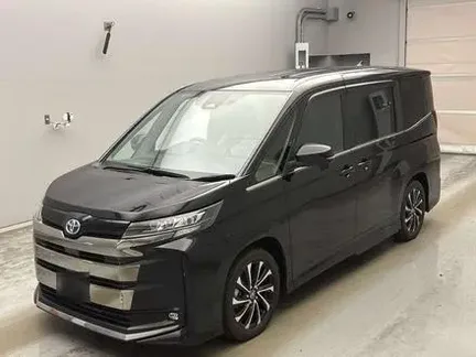 2023 TOYOTA NOAH