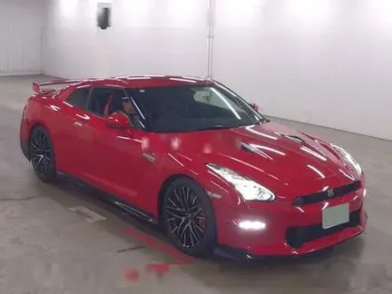 2024 NISSAN GT-R