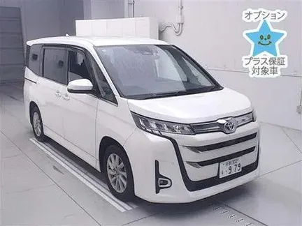 2022 TOYOTA NOAH