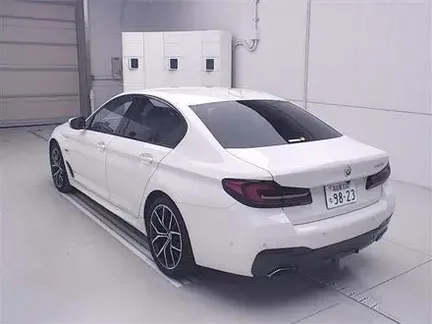 2022 BMW 5 SERIES