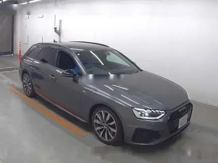 2022 AUDI A4