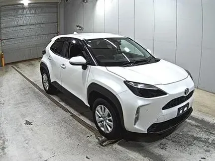 2022 TOYOTA YARIS CROSS