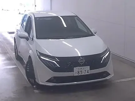 2025 NISSAN AURA