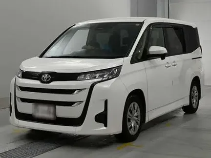 2025 TOYOTA NOAH