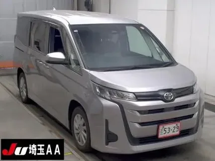 2023 TOYOTA NOAH