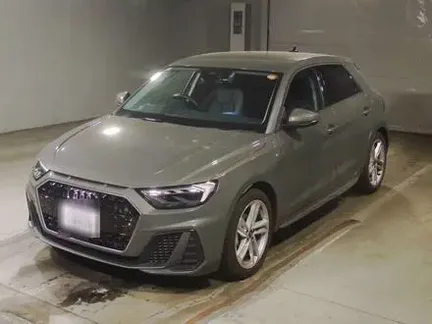2022 AUDI A1
