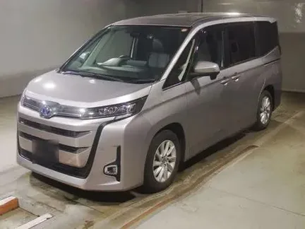 2023 TOYOTA NOAH